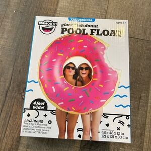 NEW BIG MOUTH Giant donut 🍩 Pool Float